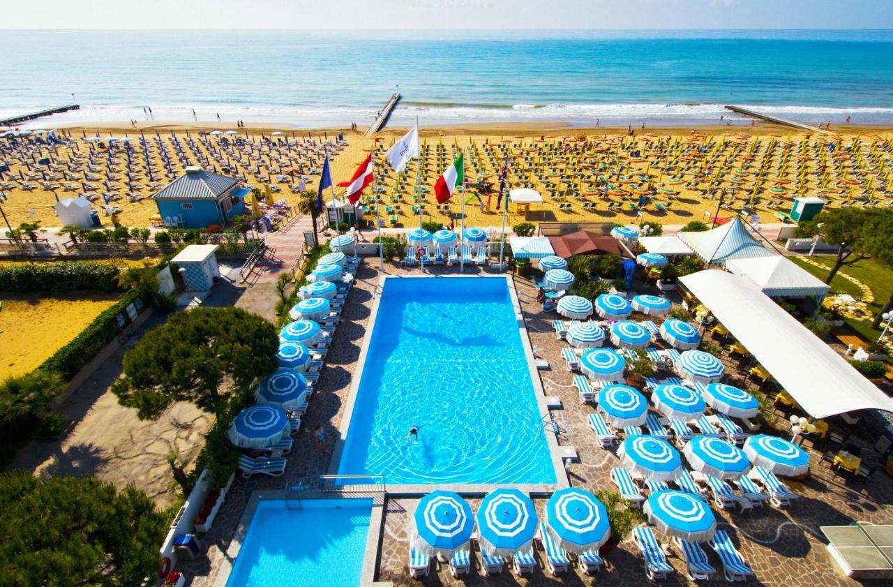 Hotel Monaco & Quisisana Lido di Jesolo Exterior photo